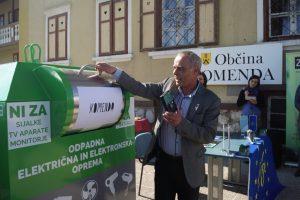 Nova možnost oddaje starih malih aparatov in odpadnih baterij7